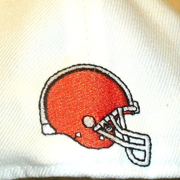Cleveland Browns All White American Needle Vintage 90s Fitted hat sz. 7 … - Picture 4 of 4